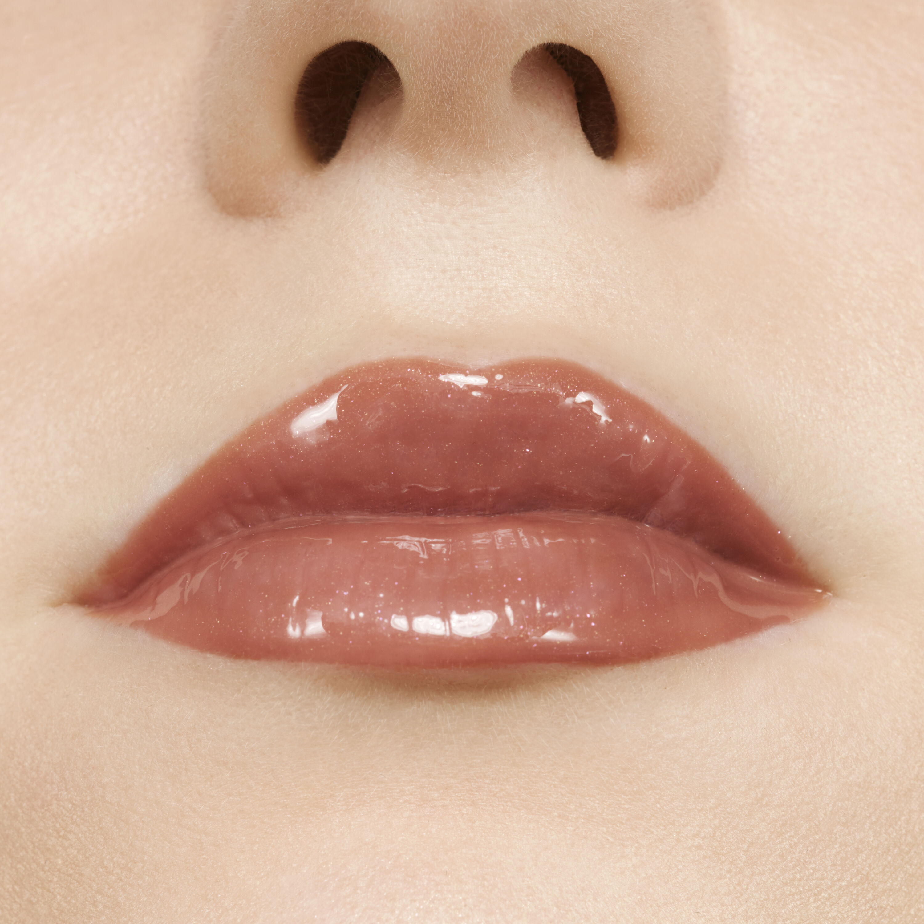 Puffer Gloss｜Valentino Beauty